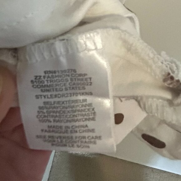 Cute Polka Dot Blouse - Picture 4 of 4